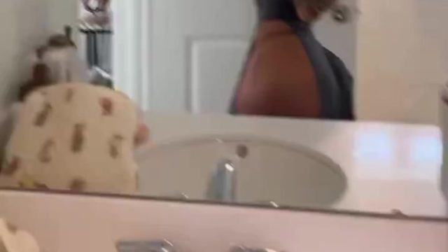 Alaina Ellis Naked Big Butt on Mirror – OnlyFans Leaked